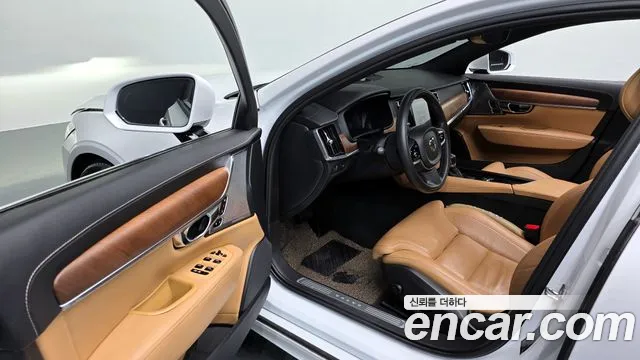 Volvo S90 2019 — фото 13