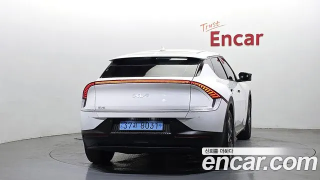 Kia EV6 2022 — фото 4