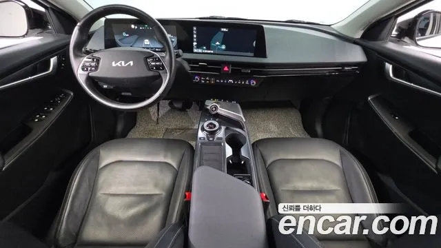 Kia EV6 2022 — фото 10