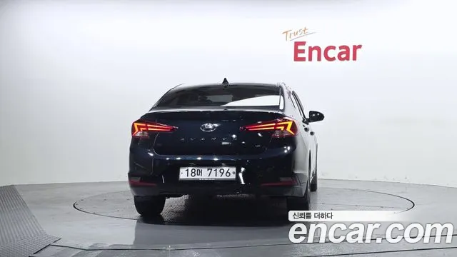 Hyundai AVANTE 2019 — фото 4