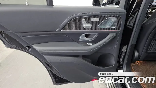 Mercedes-Benz GLE-Class 2020 — фото 15