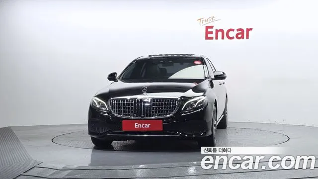 Mercedes-Benz E-Class 2019 — фото 3