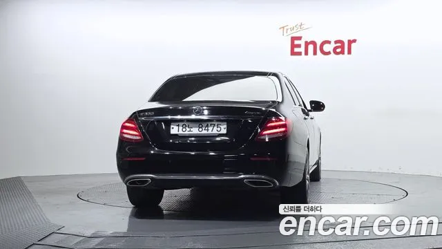 Mercedes-Benz E-Class 2019 — фото 4