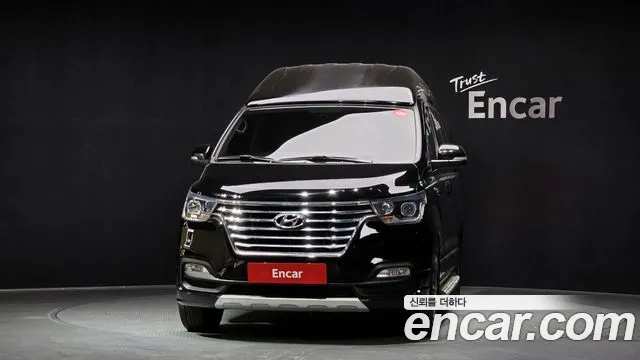 Hyundai Starex 2019 — фото 3