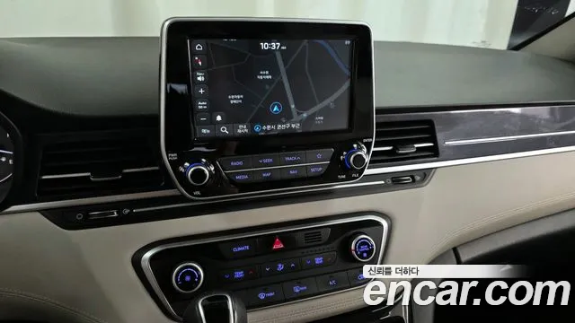 Hyundai Starex 2019 — фото 20