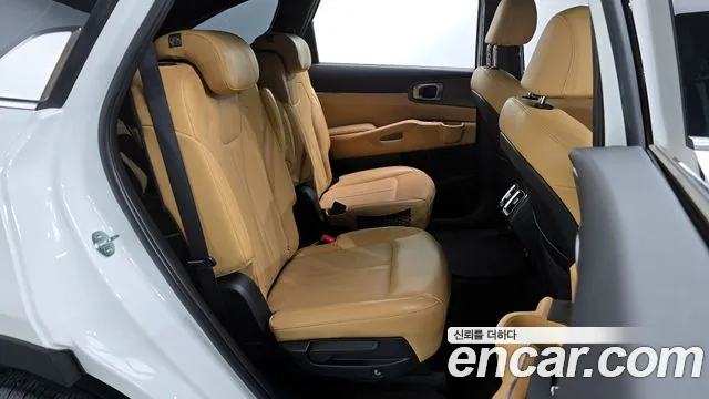 Kia Sorento 2022 — фото 17