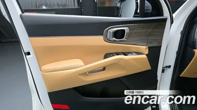 Kia Sorento 2022 — фото 14