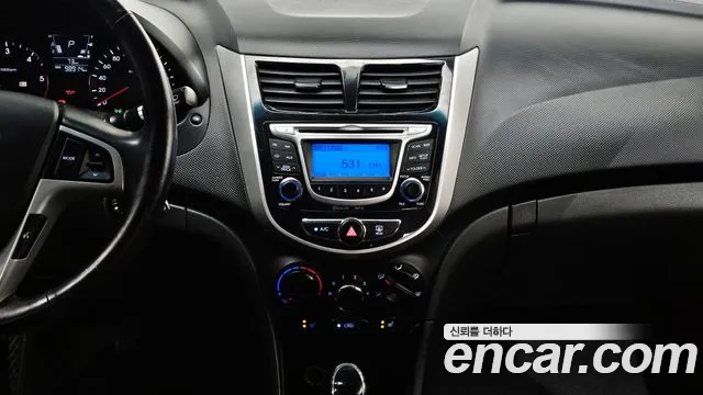 Hyundai Accent 2014 — фото 15