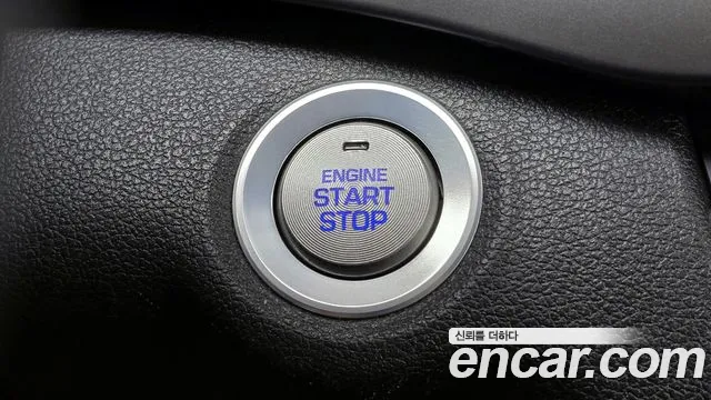 Hyundai AVANTE 2018 — фото 15