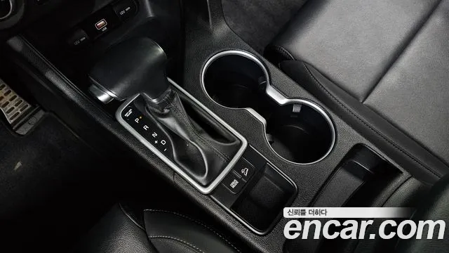 Kia Sportage 2020 — фото 12