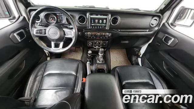 Jeep Wrangler 2019 — фото 10