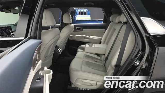 Kia Sorento 2022 — фото 18