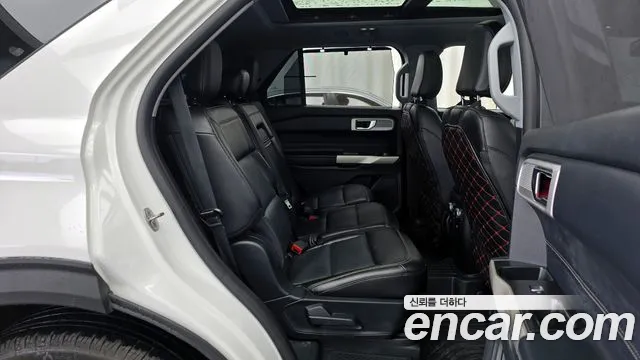 Ford Explorer 2021 — фото 11