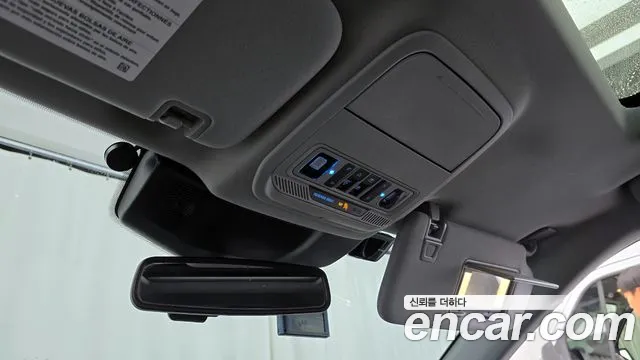Ford Explorer 2021 — фото 19