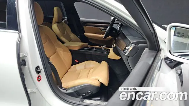 Volvo S90 2022 — фото 17