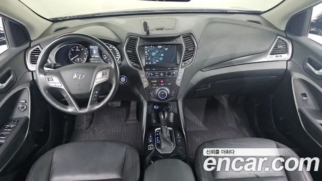 Hyundai Santafe 2018 — фото 10