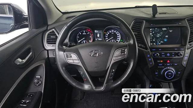 Hyundai Santafe 2018 — фото 19