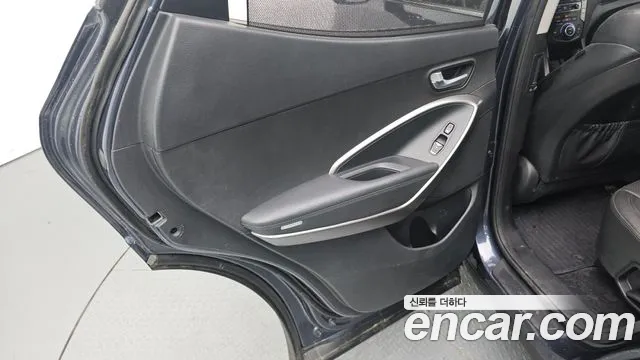 Hyundai Santafe 2018 — фото 15