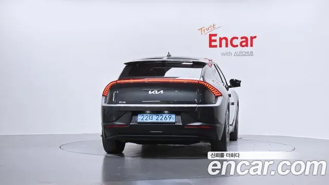 Kia EV6 2022 — фото 4