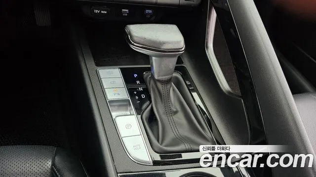 Hyundai AVANTE 2023 — фото 9