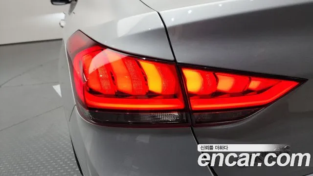 Hyundai Genesis 2016 — фото 9
