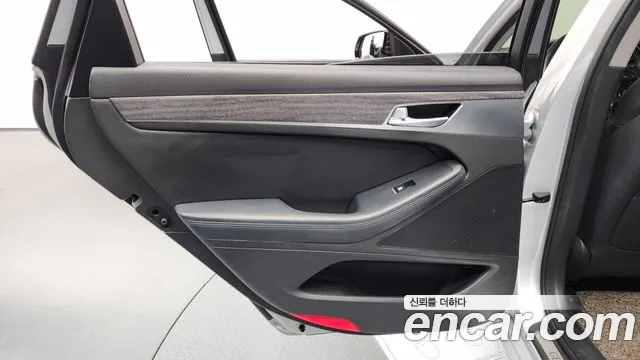 Hyundai Genesis 2016 — фото 15