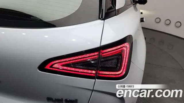 Hyundai Nexo 2023 — фото 9