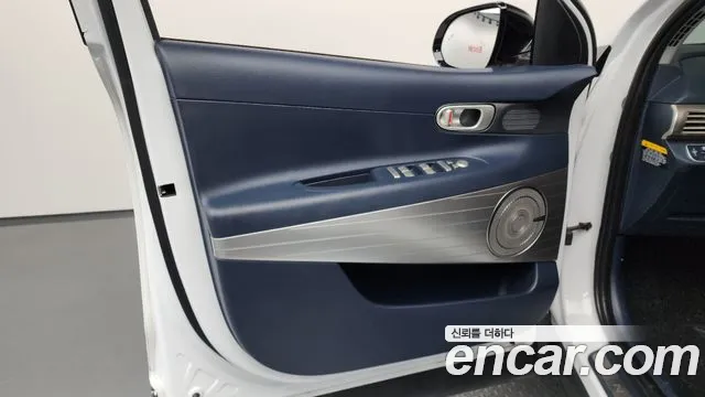 Hyundai Nexo 2023 — фото 14