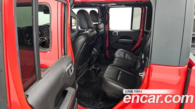 Jeep Gladiator 2021 — фото 17