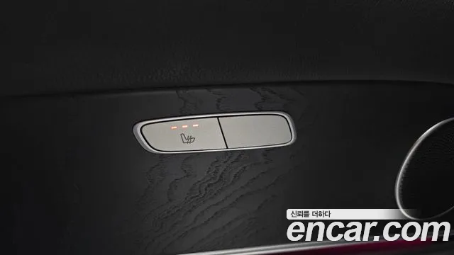 Mercedes-Benz E-Class 2017 — фото 16