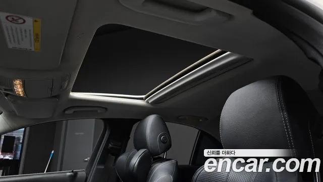 Mercedes-Benz E-Class 2017 — фото 19
