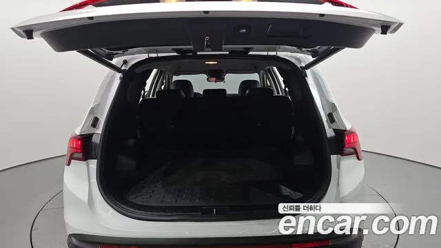 Hyundai Santafe 2022 — фото 20
