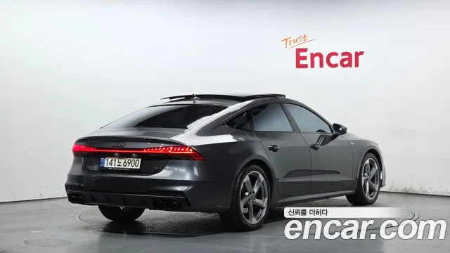 Audi A7 2022 — фото 2