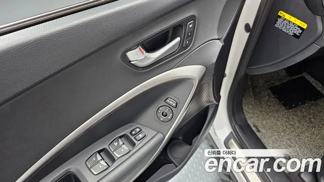 Hyundai Santafe 2016 — фото 16