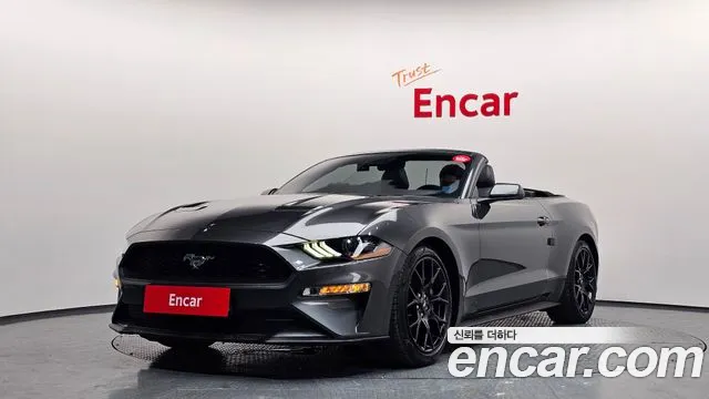 Ford Mustang 2020 — фото 1