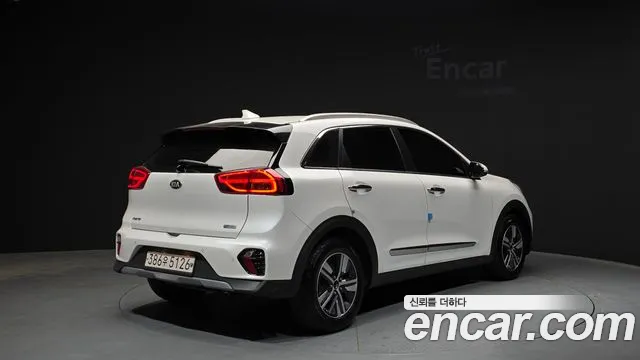 Kia Niro 2020 — фото 2