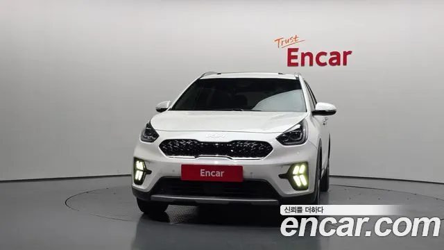 Kia Niro 2022 — фото 3