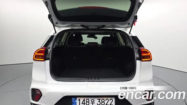 Kia Niro 2022 — фото 20