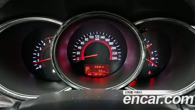 Kia Sorento 2012 — фото 11
