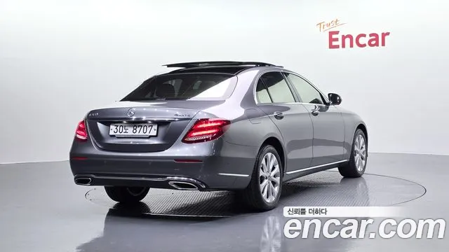 Mercedes-Benz E-Class 2019 — фото 2