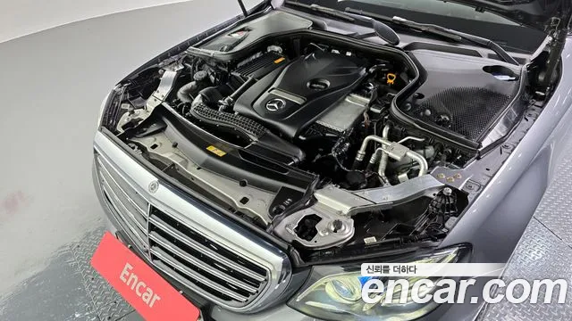 Mercedes-Benz E-Class 2019 — фото 6