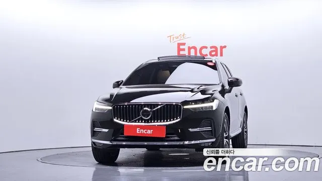 Volvo XC60 2023 — фото 3