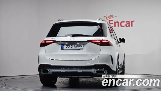 Mercedes-Benz GLE-Class 2025 — фото 4