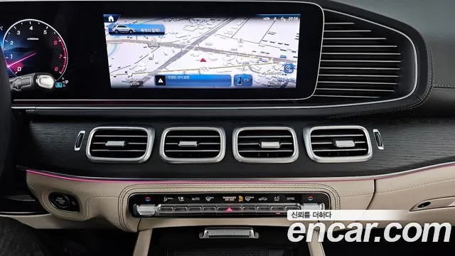 Mercedes-Benz GLE-Class 2025 — фото 14