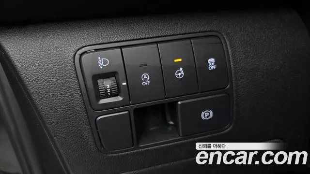 Hyundai Staria 2023 — фото 20