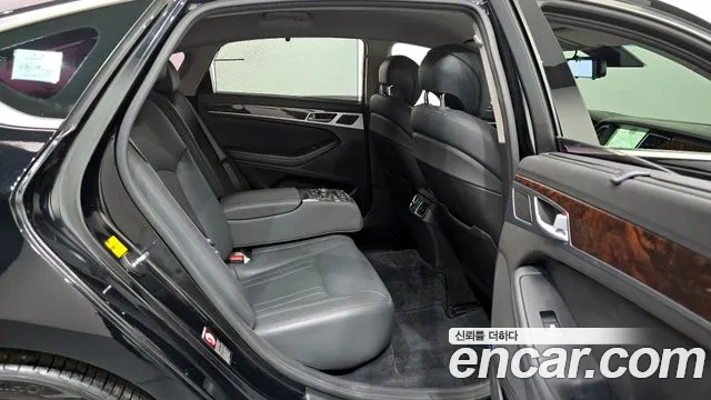 Hyundai Genesis 2016 — фото 17