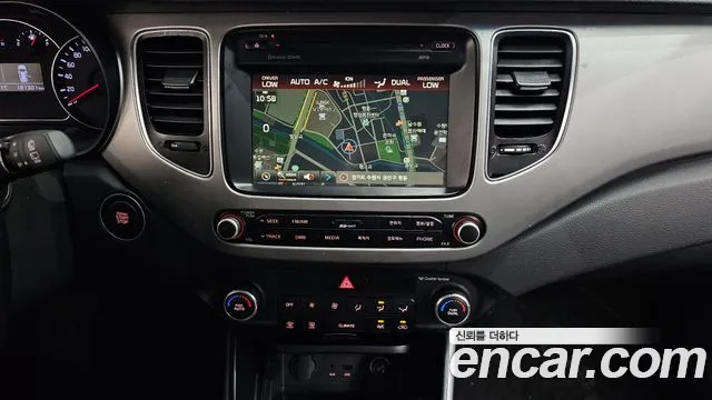 Kia Carens 2014 — фото 13