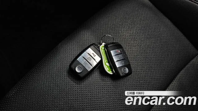Kia Carens 2014 — фото 17