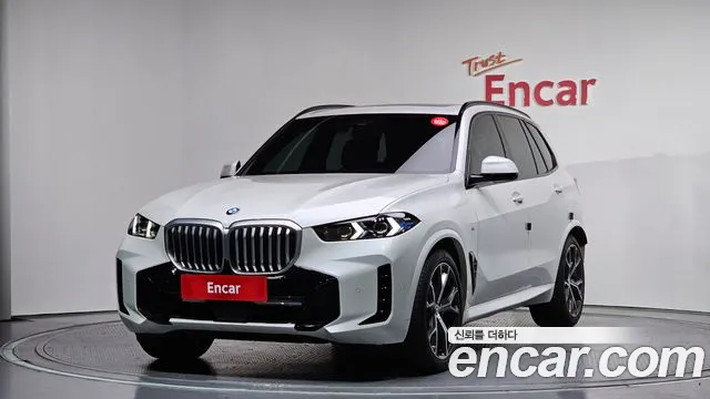 BMW X5 2025 — фото 1