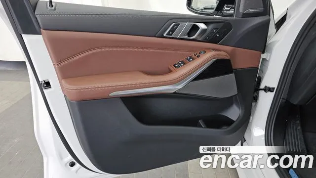 BMW X5 2025 — фото 14